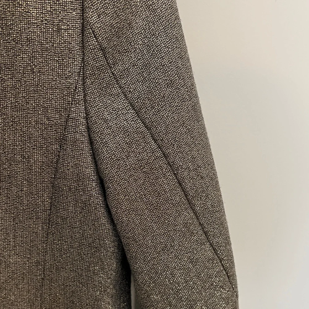 Banana Republic Shimmering Gold Blazer 4p - Picture 10 of 12